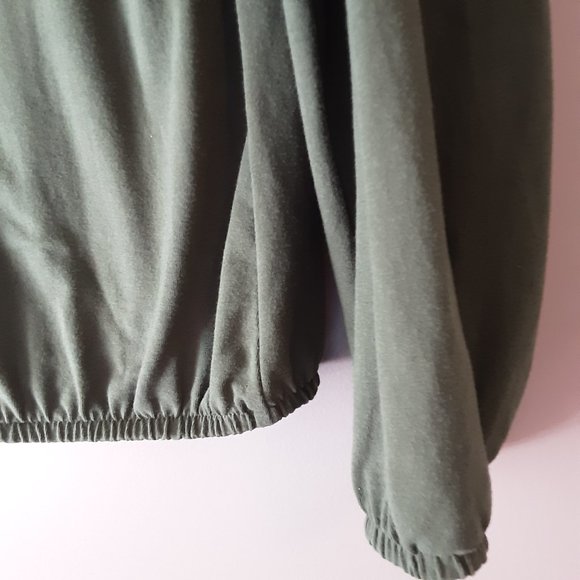 Yest European Brand - Green Long Sleeve Top Blouse T-shirt Size S/M - Picture 8 of 10